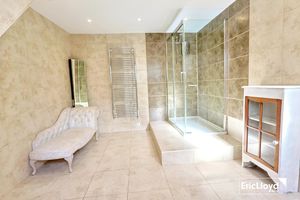 Photo 6- click for photo gallery